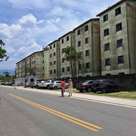Apartamento Bertioga Bagian luar foto